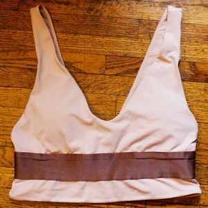 FABLETICS Valetta Midi Sports Bra